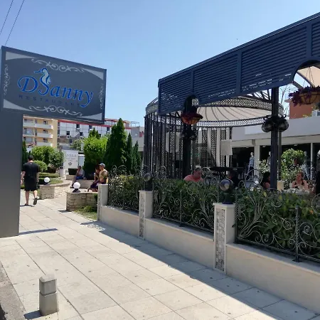 Debbies 2 Bed With Pool And Garden Views * Солнечный берег