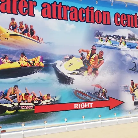 Debbies 2 Bed With Pool And Garden Views Apartament